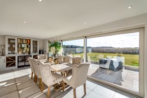 Photo 21- click for photo gallery